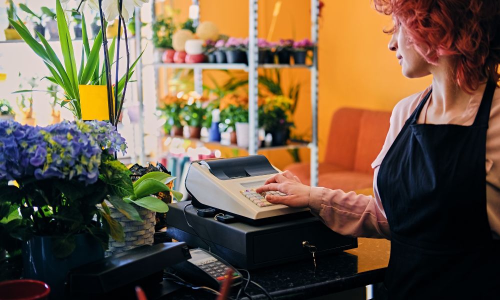 Πληρωμές με IRIS: Τι πρέπει να κάνουν άμεσα οι επιχειρήσεις με ταμειακή μηχανή